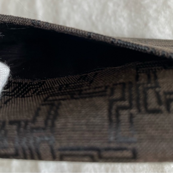 Dunhill Authentic, Vintage, and Elegant Coin Purse/Card Holder - Picture 4 of 12